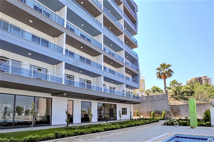 Квартира с видом на море в новом комплексе Махмутлара