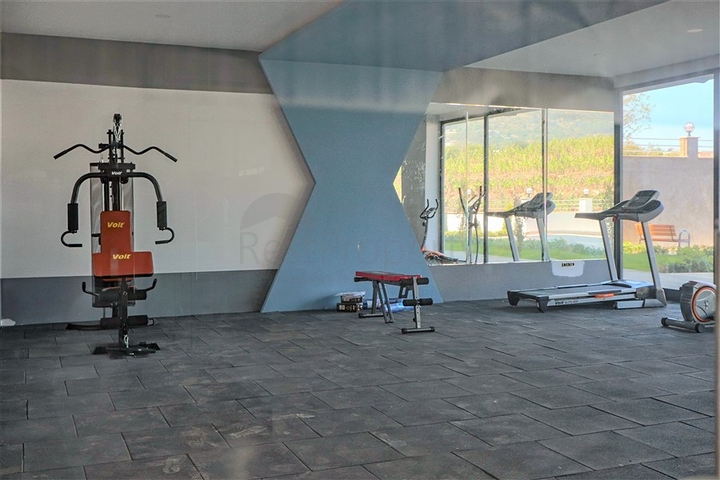 Квартира с видом на море в новом комплексе Махмутлара