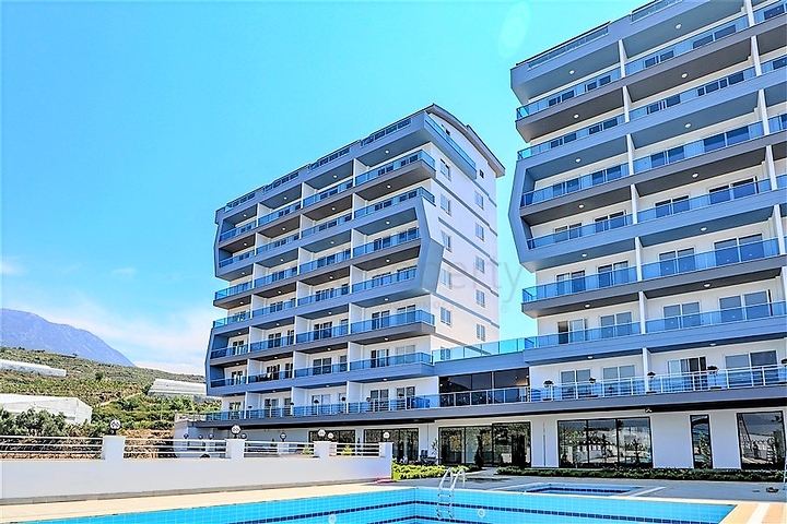 Квартира с видом на море в новом комплексе Махмутлара