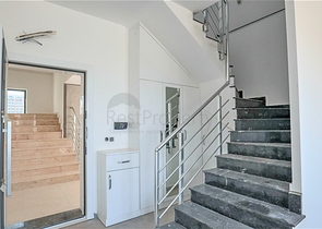 Пентхаус 2+1 в новом комплексе