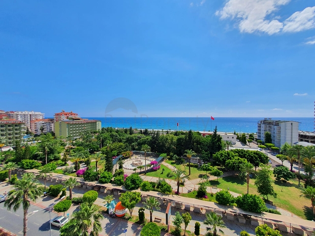 Меблированные апартаменты планировкой 2+1 в районе Махмутлар