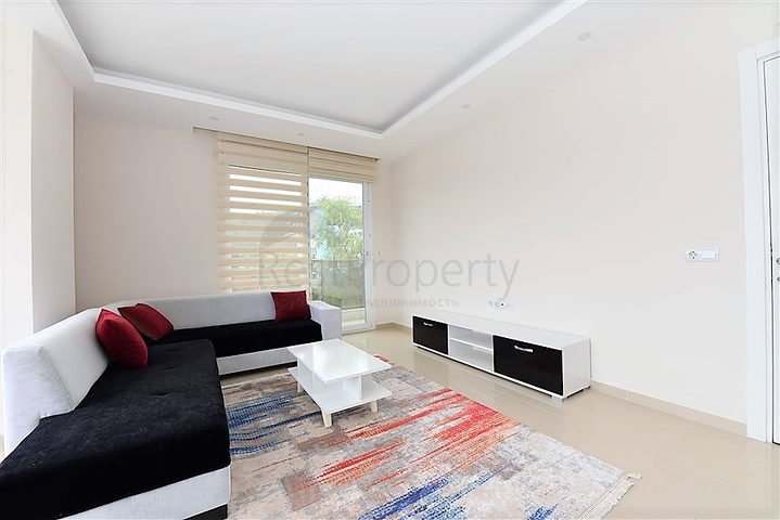 Двухкомнатная меблированная квартира на берегу горной реки