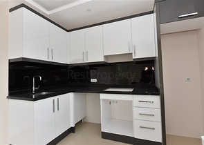 Двухкомнатная меблированная квартира на берегу горной реки