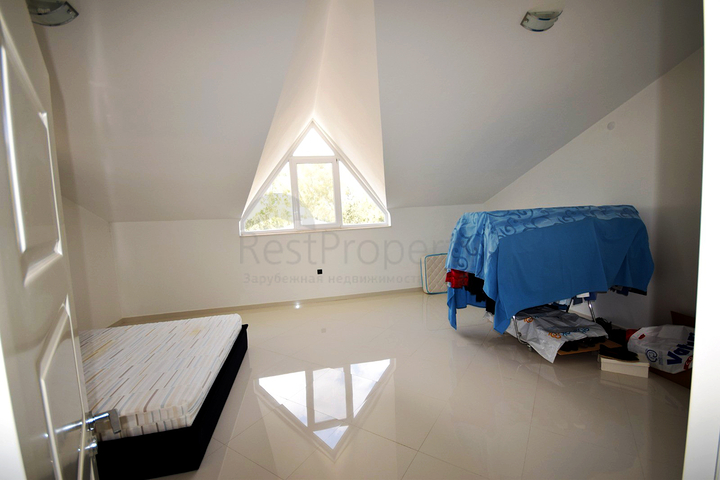 Роскошная вилла 4+1 в Дошемеальты Анталья