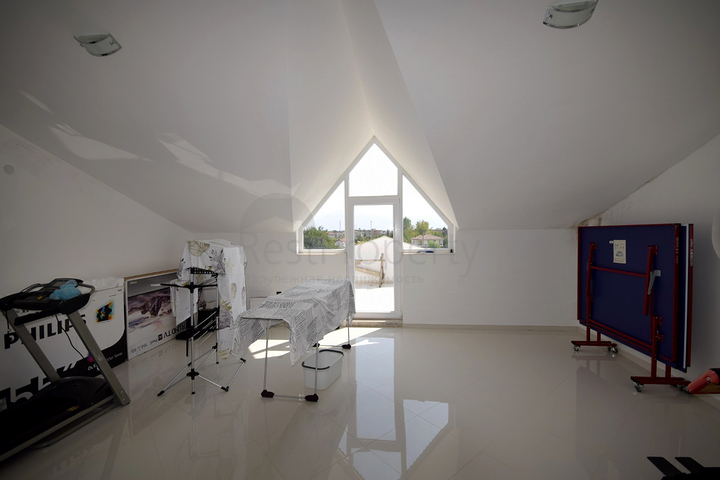 Роскошная вилла 4+1 в Дошемеальты Анталья