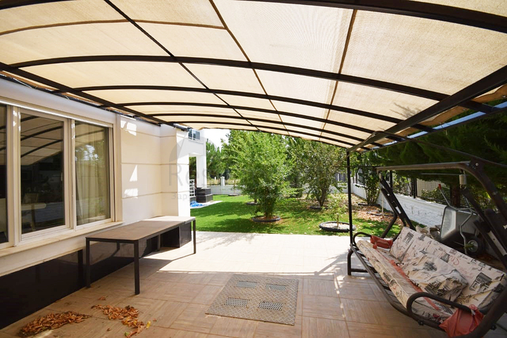 Роскошная вилла 4+1 в Дошемеальты Анталья