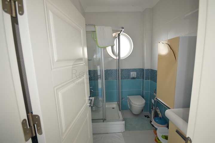 Роскошная вилла 4+1 в Дошемеальты Анталья