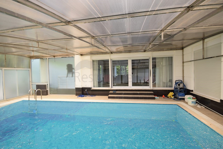 Роскошная вилла 4+1 в Дошемеальты Анталья