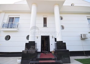 Роскошная вилла 4+1 в Дошемеальты Анталья