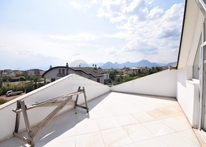 Роскошная вилла 4+1 в Дошемеальты Анталья