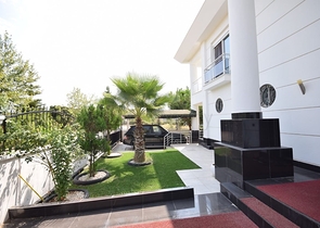 Роскошная вилла 4+1 в Дошемеальты Анталья