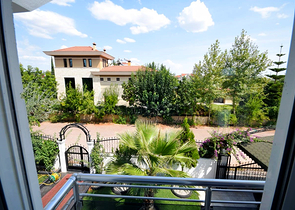 Роскошная вилла 4+1 в Дошемеальты Анталья