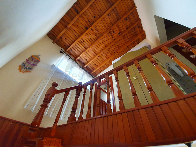 Загородный дом в горах в поселке Бейджик Кемер