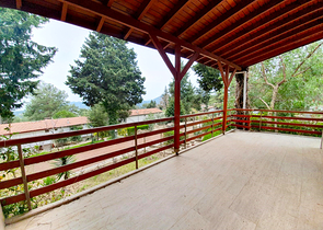 Загородный дом в горах в поселке Бейджик Кемер