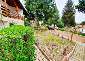 Загородный дом в горах в поселке Бейджик Кемер