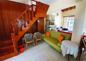 Загородный дом в горах в поселке Бейджик Кемер