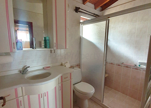 Загородный дом в горах в поселке Бейджик Кемер