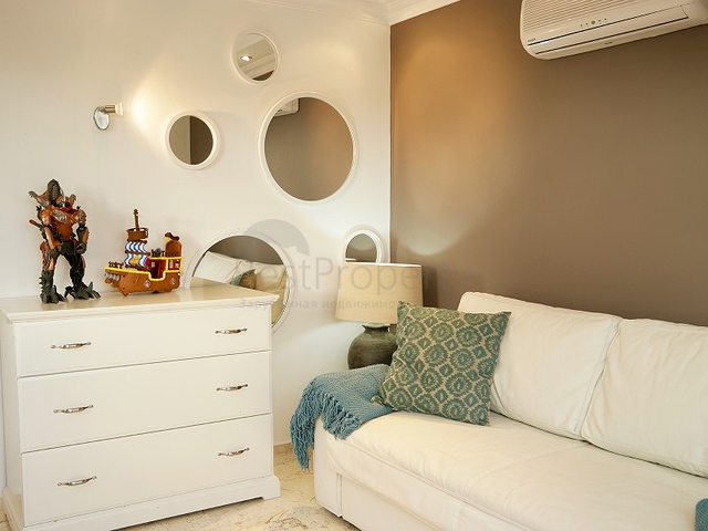 Уютная вилла 3+1 в центре Алании