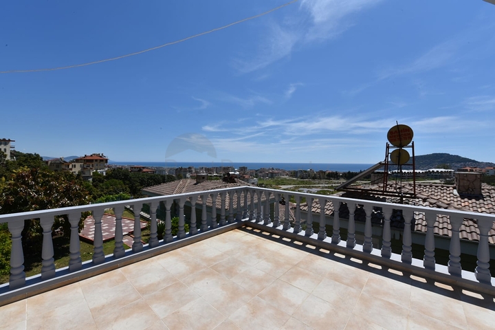 Вилла 4+1 с видом на крепость и море