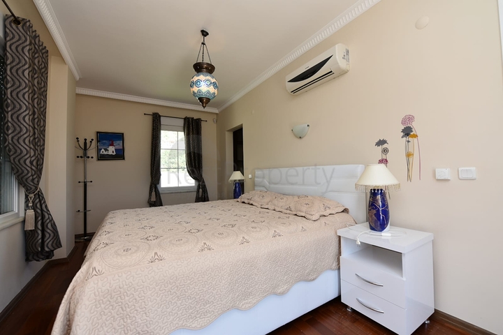 Вилла 4+1 с видом на крепость и море