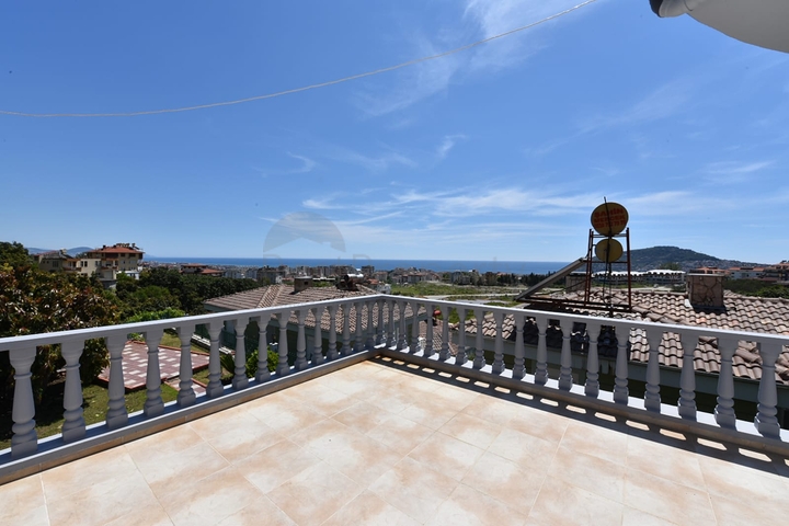 Вилла 4+1 с видом на крепость и море