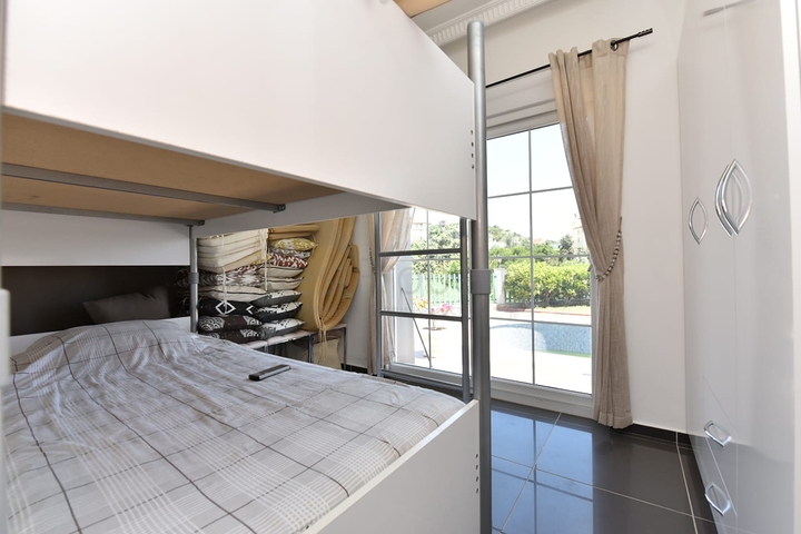 Вилла 4+1 с видом на крепость и море