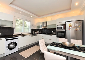 Вилла 4+1 с видом на крепость и море