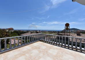 Вилла 4+1 с видом на крепость и море