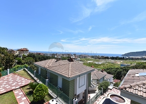 Вилла 4+1 с видом на крепость и море