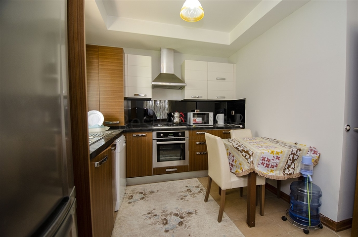 Двухкомнатная квартира с мебелью в Лимане Коньяалты