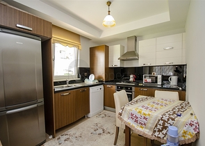 Двухкомнатная квартира с мебелью в Лимане Коньяалты