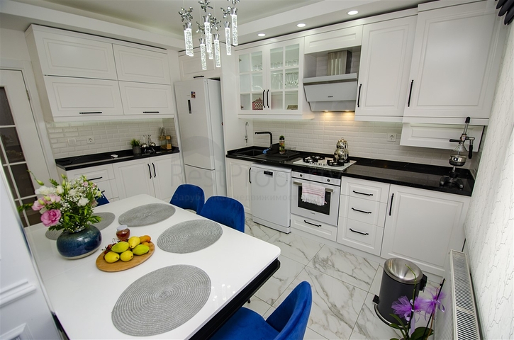 Элитный пентхаус 3+1 с мебелью в комплексе 600 м до моря