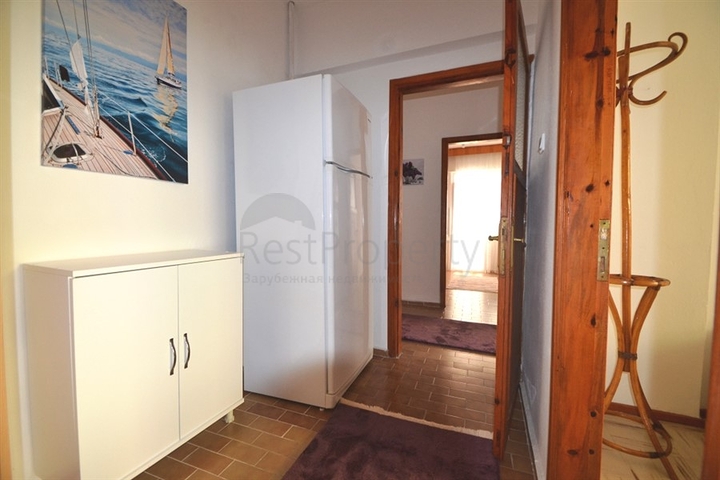 Меблированная квартира с двумя спальнями и отдельной кухней в Махмутларе