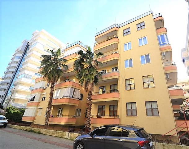 Меблированная квартира с двумя спальнями и отдельной кухней в Махмутларе