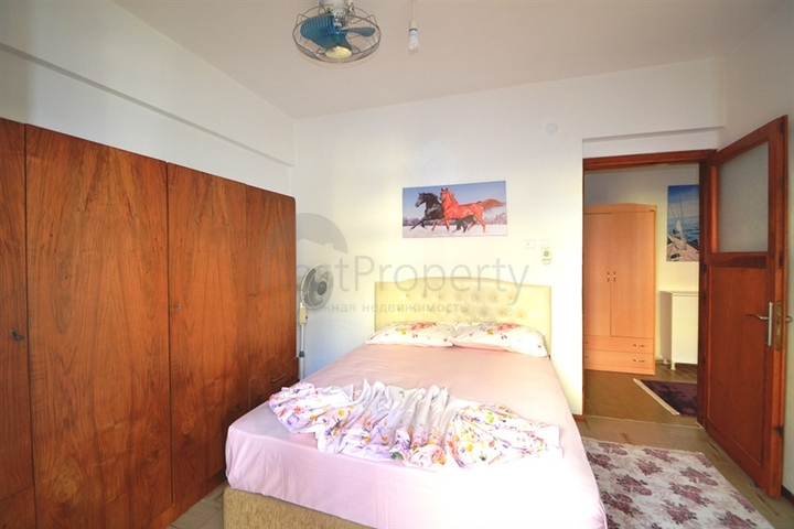 Меблированная квартира с двумя спальнями и отдельной кухней в Махмутларе