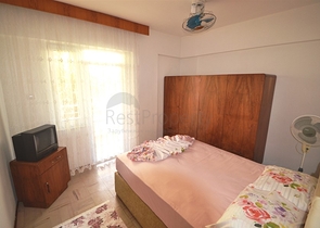 Меблированная квартира с двумя спальнями и отдельной кухней в Махмутларе