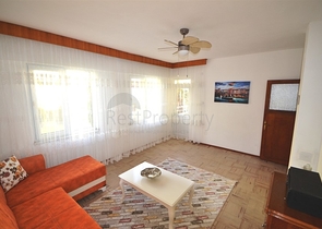 Меблированная квартира с двумя спальнями и отдельной кухней в Махмутларе