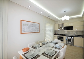 Трехэтажная вилла планировкой 4+1 в Фетхие