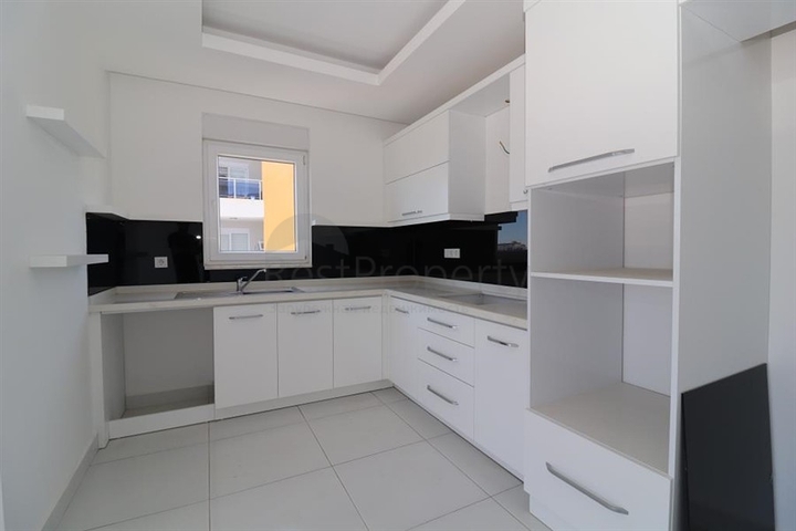 Трехкомнатная квартира в красивом комплексе