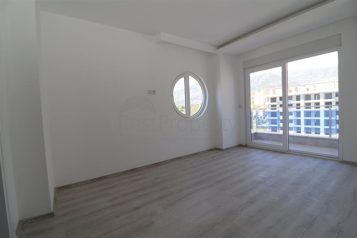 Трехкомнатная квартира в красивом комплексе