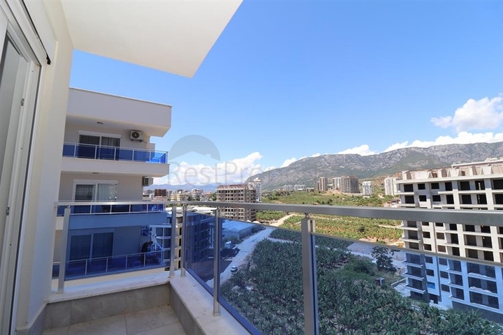 Трехкомнатная квартира в красивом комплексе