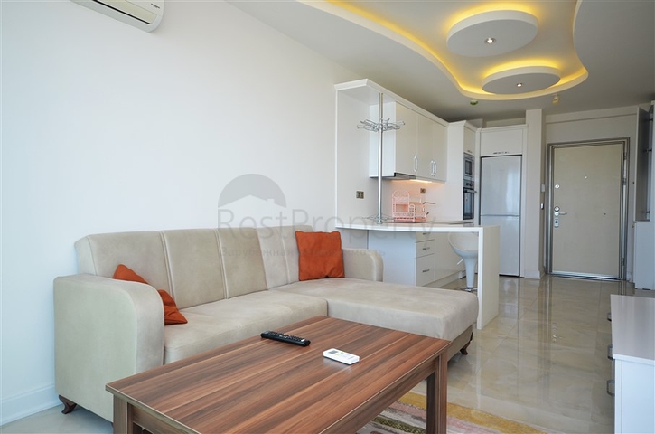 1+1 в Махмутларе с видом на море