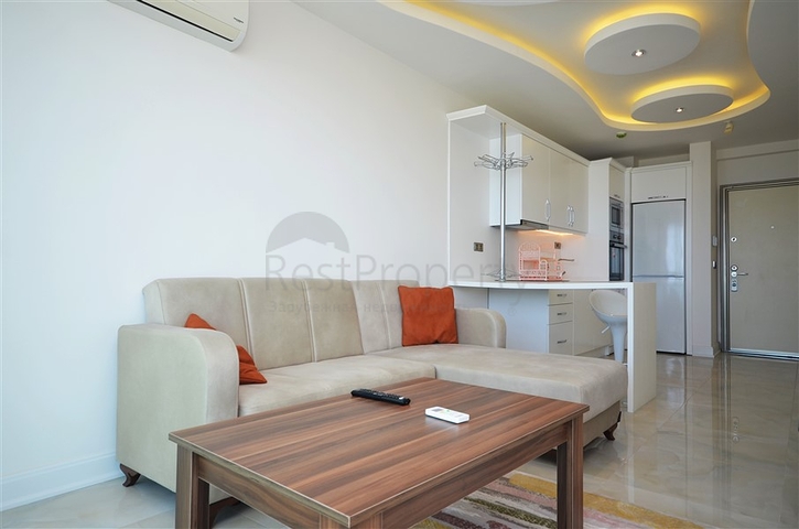 1+1 в Махмутларе с видом на море