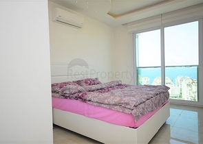 1+1 в Махмутларе с видом на море