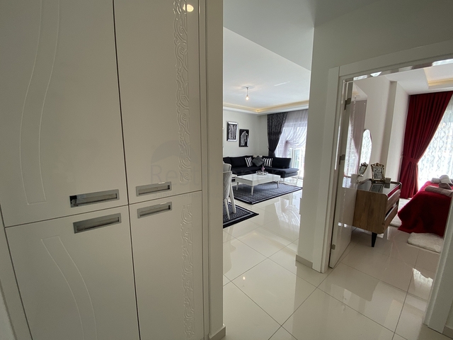 Просторная квартира 1+1 с мебелью в Махмутларе