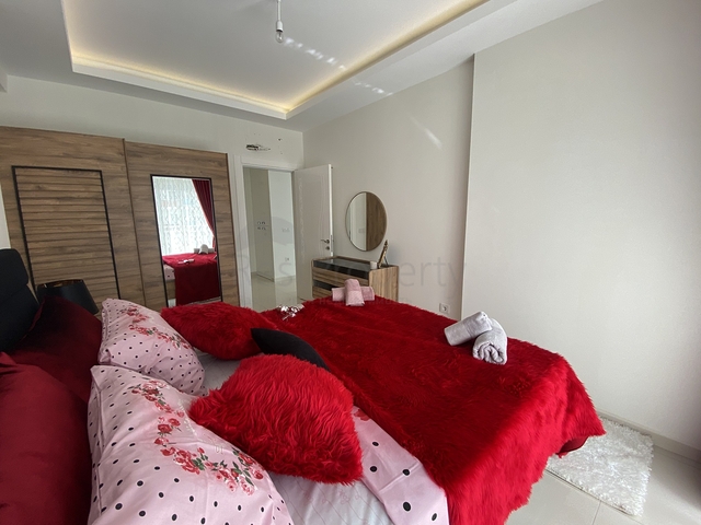 Просторная квартира 1+1 с мебелью в Махмутларе