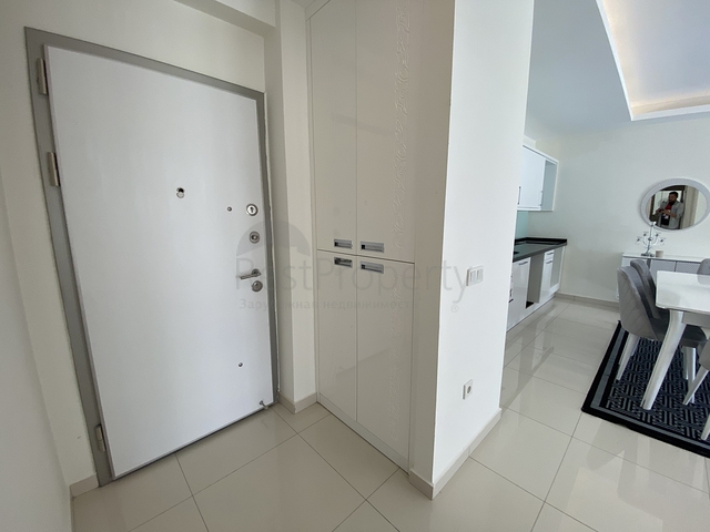 Просторная квартира 1+1 с мебелью в Махмутларе