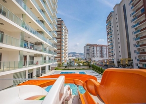 Просторная квартира 1+1 с мебелью в Махмутларе