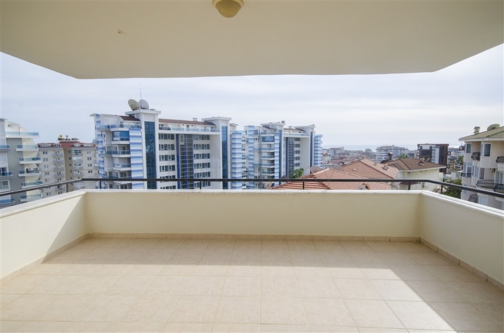 Просторная квартира в районе Аланьи - Джикджилли