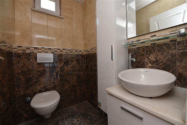 Пентхаус с видом на горную реку Дим-Чай